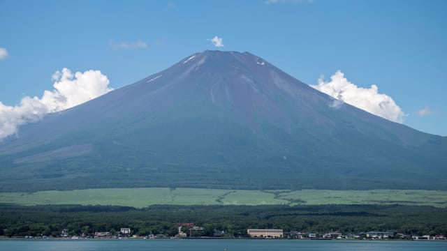 富士山附近 涉及持外国驾照者车祸增加
