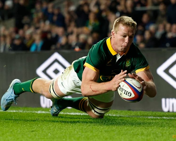 Du Toit hails record-breaker Erasmus ahead of Scotland clash
