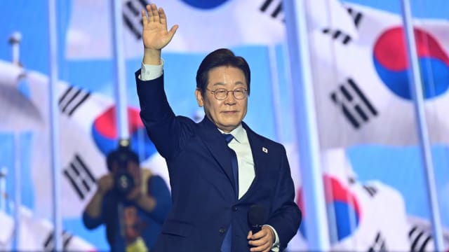 韩国民调：总统选举若现三角战 李在明支持率超46%