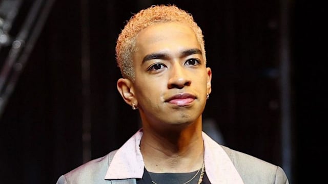 日本男团偶像街头“露械”遭起诉　网质疑：遭人设局？