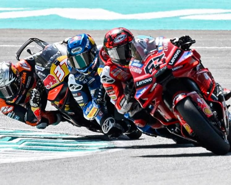 Alex Marquez wins Malaysia MotoGP ahead of Acosta and Mir