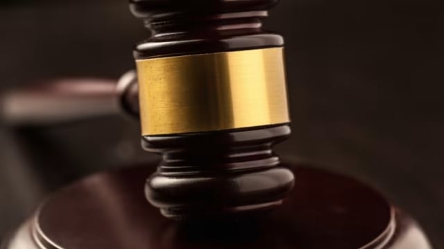 为骗取雇佣补贴 追债公司老板娘“请”幽灵员工被判监