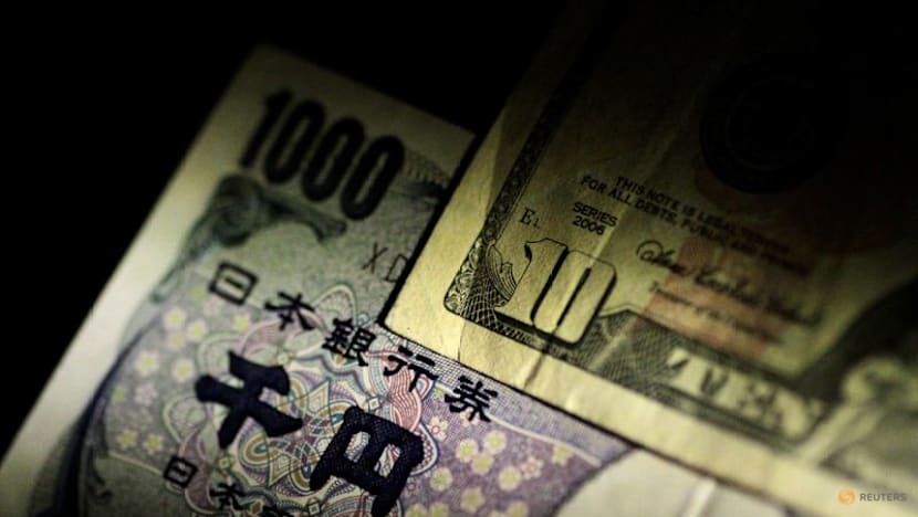 Dollar steady as focus turns to US payrolls, yen intervention jitters persist