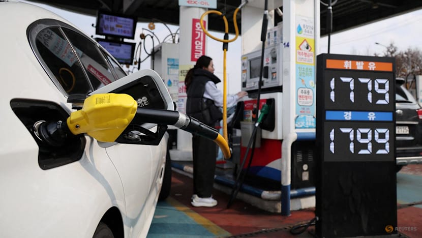 Prosecutor charges South Korea's four oil refiners with collusion: Report 