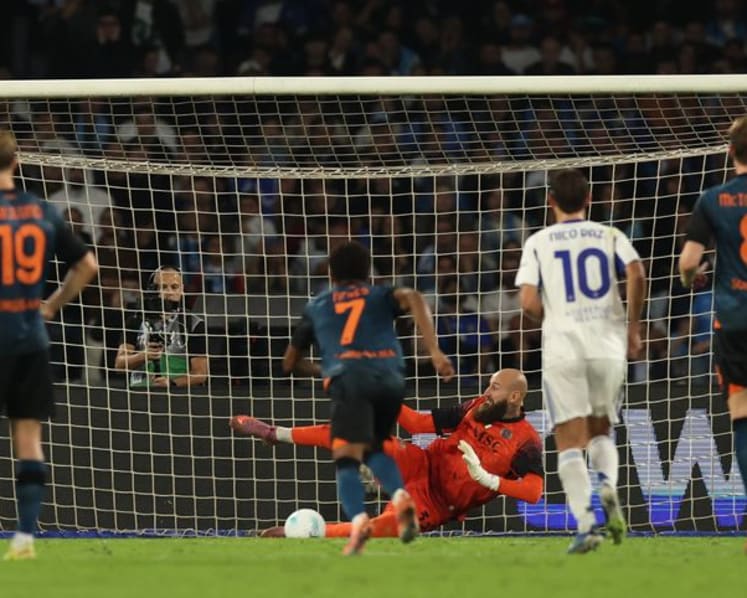 Napoli's Milinkovic-Savic saves Morata's penalty in goalless draw with Como
