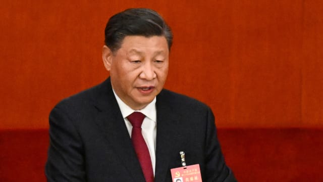 解决台湾问题是中国自己的事 习近平：决不承诺放弃武统