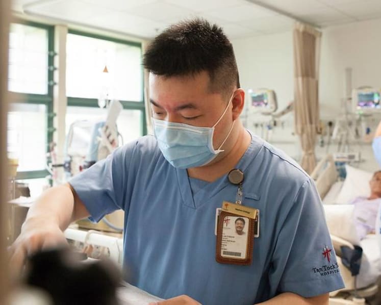Commentary: You don’t have to age and grow frail alone. Nurses have your back