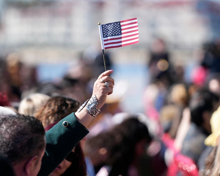 Immigration drove white, Asian population growth in US last year