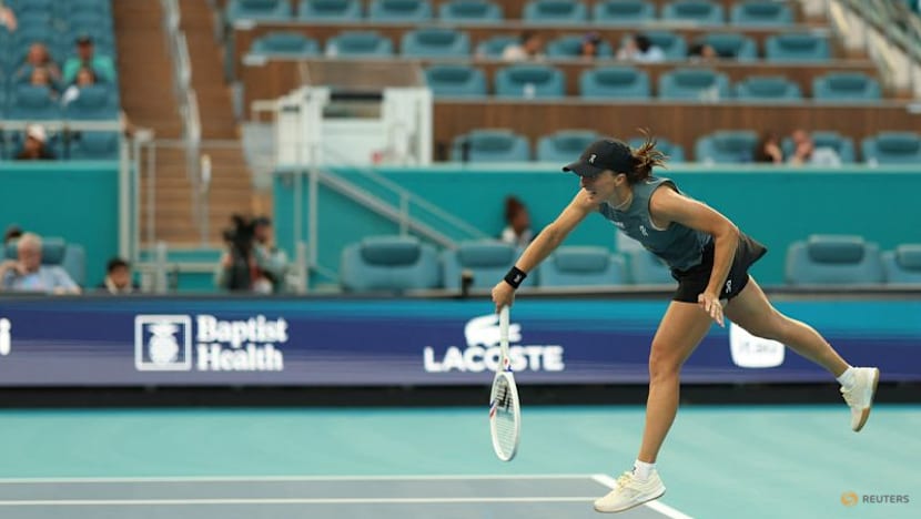 Swiatek wants to simplify her game after shock opening defeat in Miami