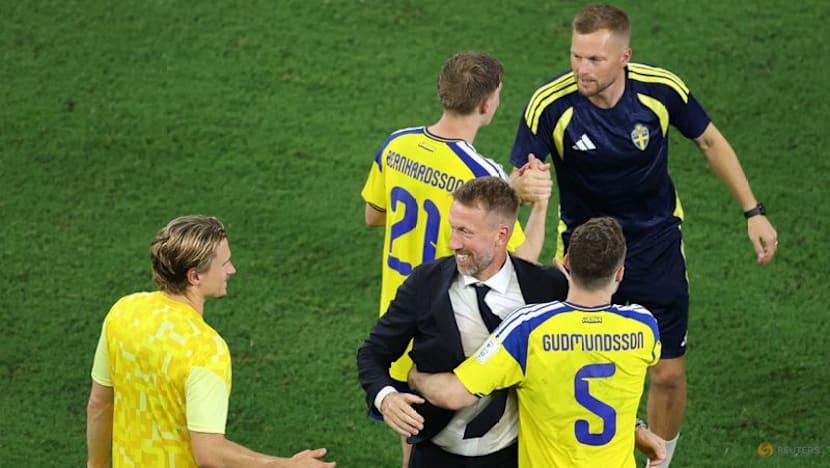 Sweden coach Potter hails attacking chemistry after 5-1 win over Tunisia