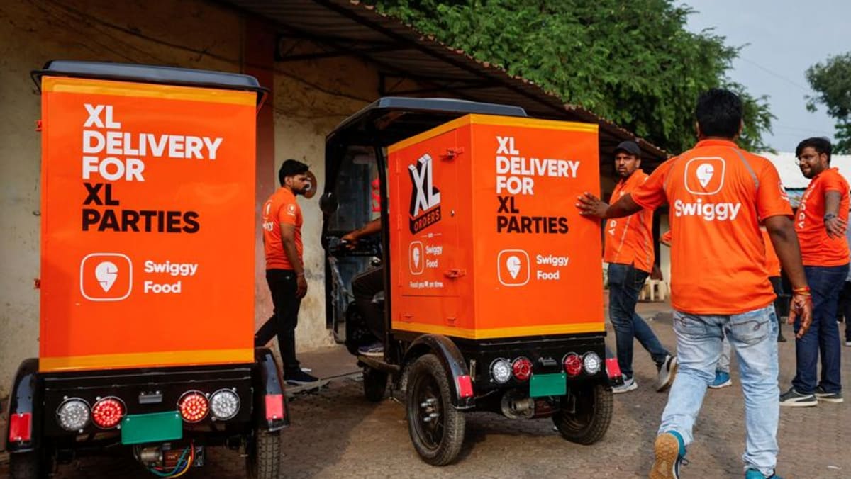 Fast-delivery companies Zomato, Swiggy, Zepto face India antitrust case over discounts Fast-delivery companies Zomato, Swiggy, Zepto face India antitrust case over discounts