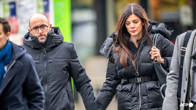 Swiss bar owner quizzed by lawyers over fatal inferno