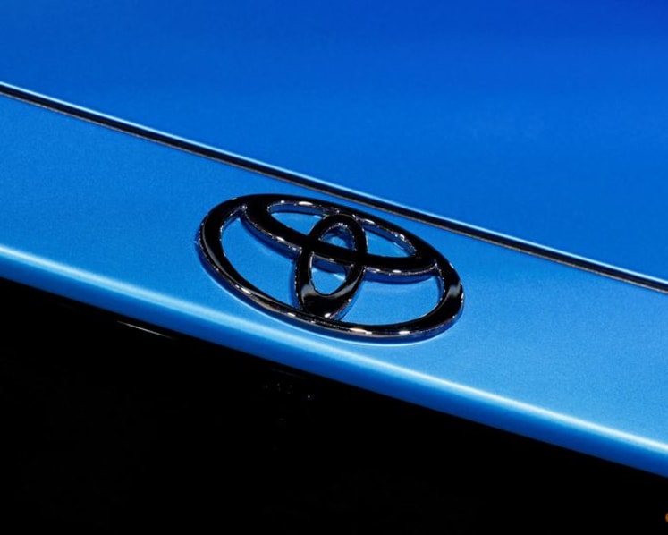 Elliott heaps pressure on Toyota with 5% stake in group firm slated for buyout