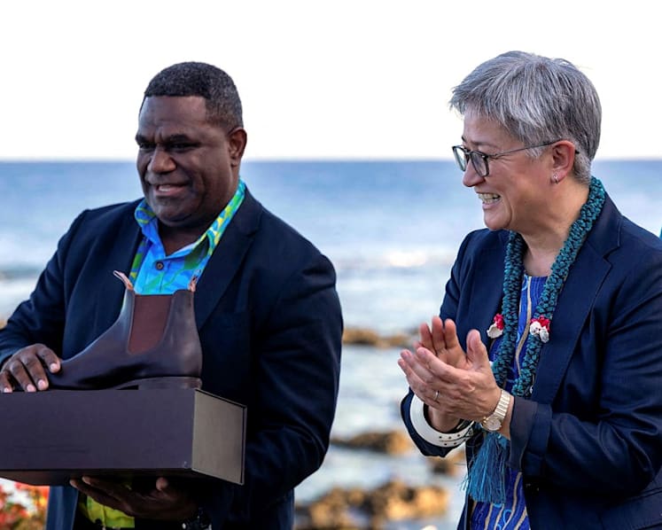 Australia and Vanuatu agree US$325 million security and economic pact amid China competition 
