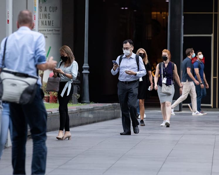 Nearly a quarter of S'pore workers intend to quit their jobs in first half of 2022: Survey