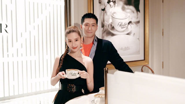 驳向太爆料传闻　何超莲、窦骁首度回应：我们感情稳定！