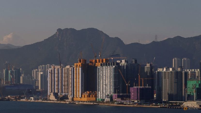 Commentary: The Fed Is making Hong Kong’s billionaire landlords anxious