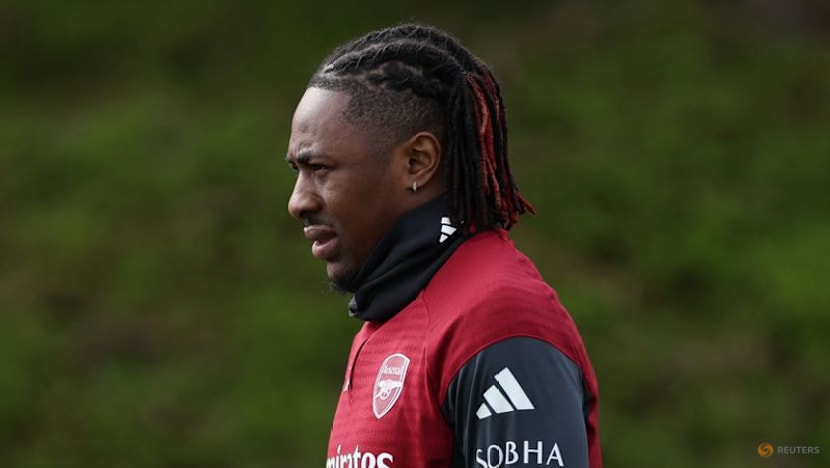 Arsenal's Eze out of England friendlies due to calf injury