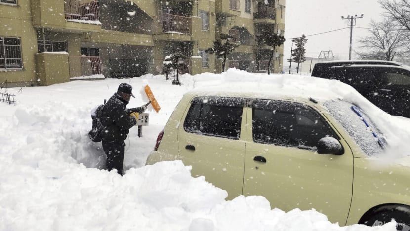 Heavy snow in Japan leaves 17 dead, dozens injured Heavy snow in Japan leaves 17 dead, dozens injured