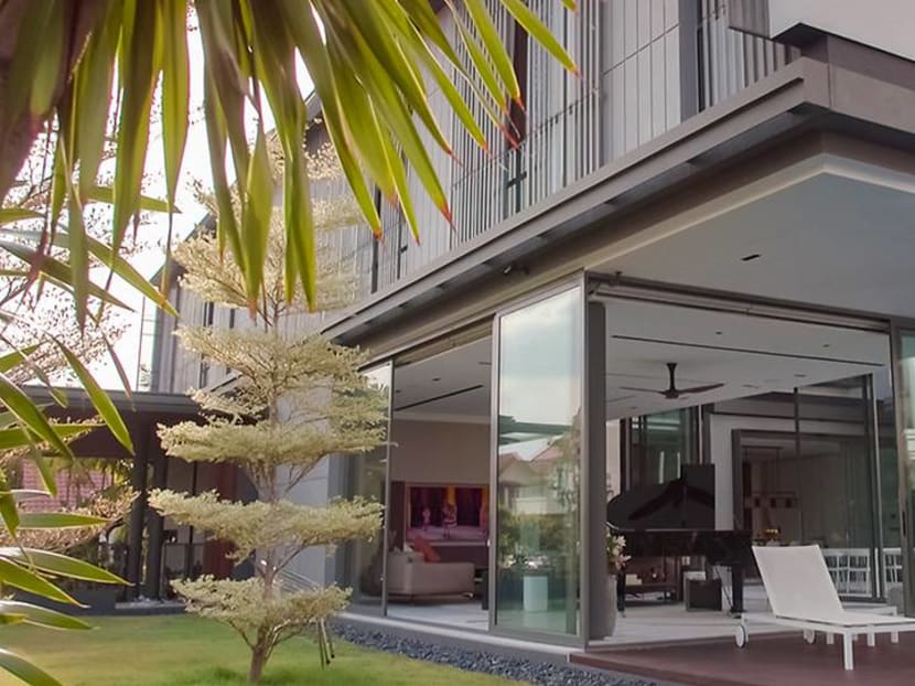 A bright, breezy home in Singapore for three generations of a close-knit family A bright, breezy home in Singapore for three generations of a close-knit family