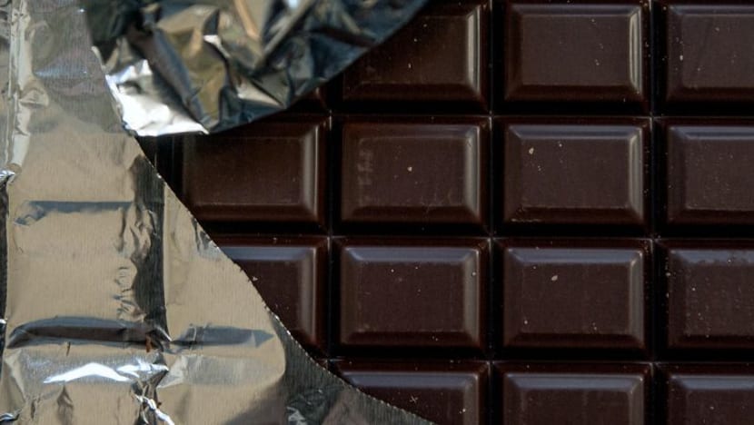 Pakar jantung kongsi mengapa beliau makan 100g coklat pahit setiap minggu
