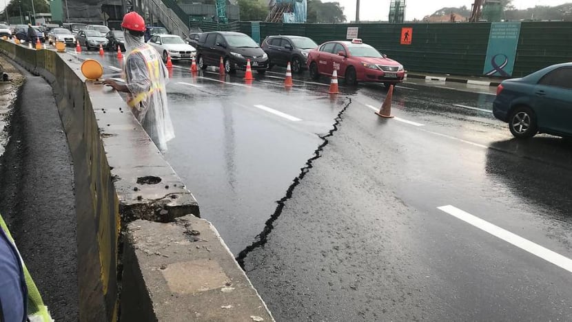 Cracks on Adam Road cause 'massive' traffic jams