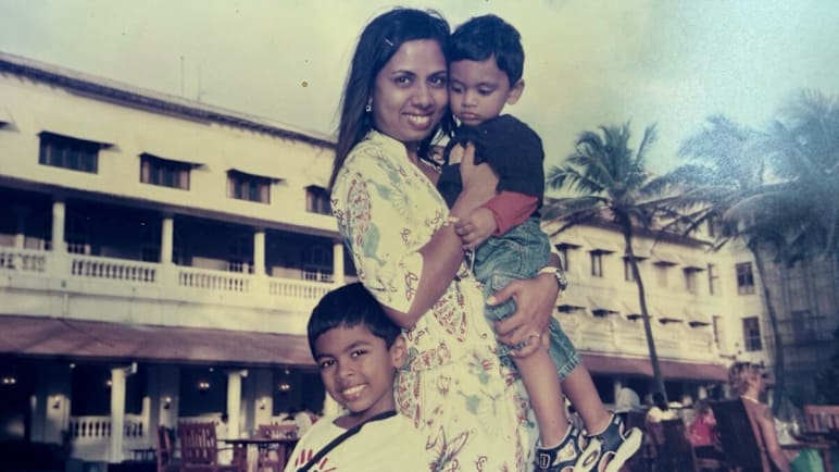 I made sacrifices to be a mum to my 2 kids, but here's why I wouldn't expect them to do the same