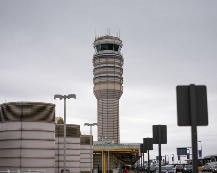 FAA begins use of AI tool in bid to reduce flight delays