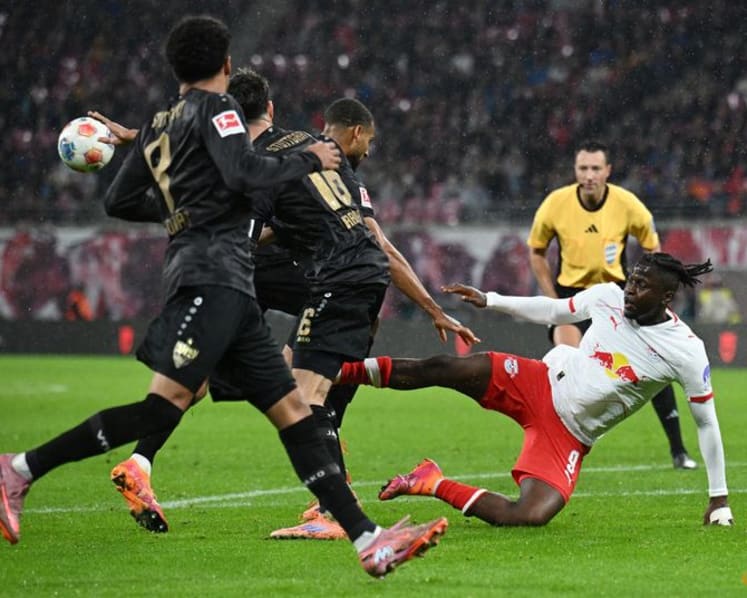 Teenager Diomande sparkles in Leipzig's 3-1 win over Stuttgart