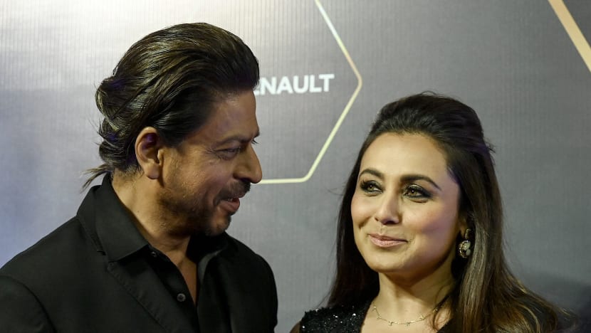 Shah Rukh Khan, Rani Mukerji bakal bergandingan dalam filem terbaharu selepas 19 tahun Shah Rukh Khan, Rani Mukerji bakal bergandingan dalam filem terbaharu selepas 19 tahun