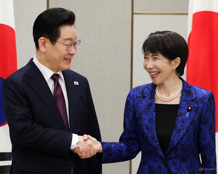 Japan, South Korea push for closer ties to counter regional tension