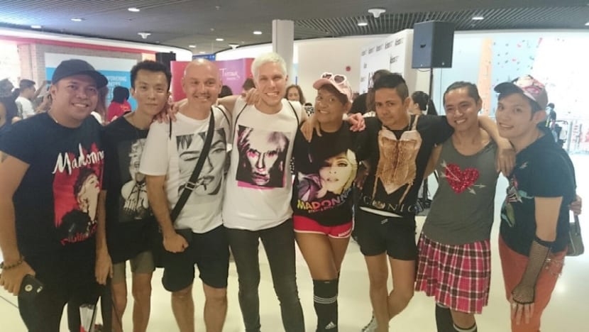 Madonna sticks to the script at her concert