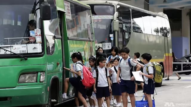 教育部建议学校“合理考虑” 校外活动巴士车费上调要求