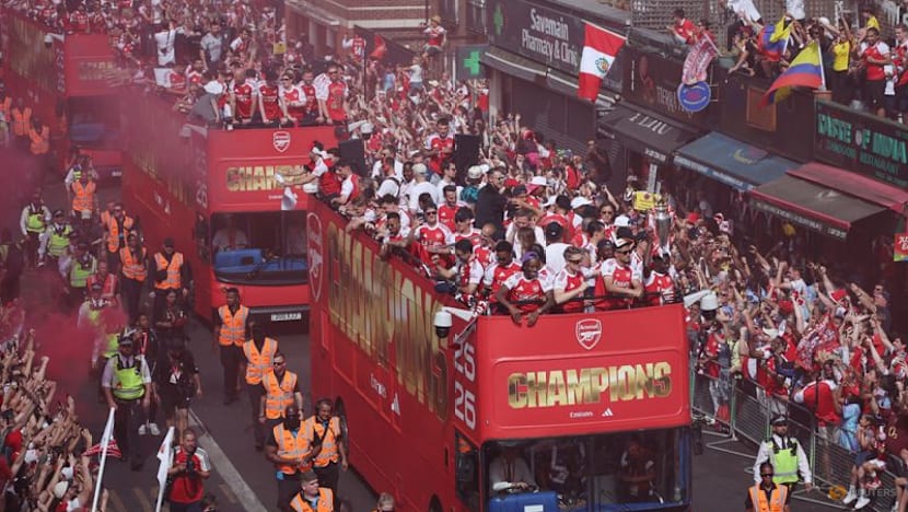 Arsenal paint London red with victory parade after Premier League title win