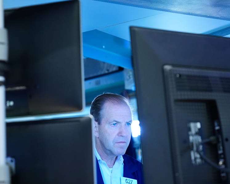 Markets on edge as US Fed meets to tackle high inflation
