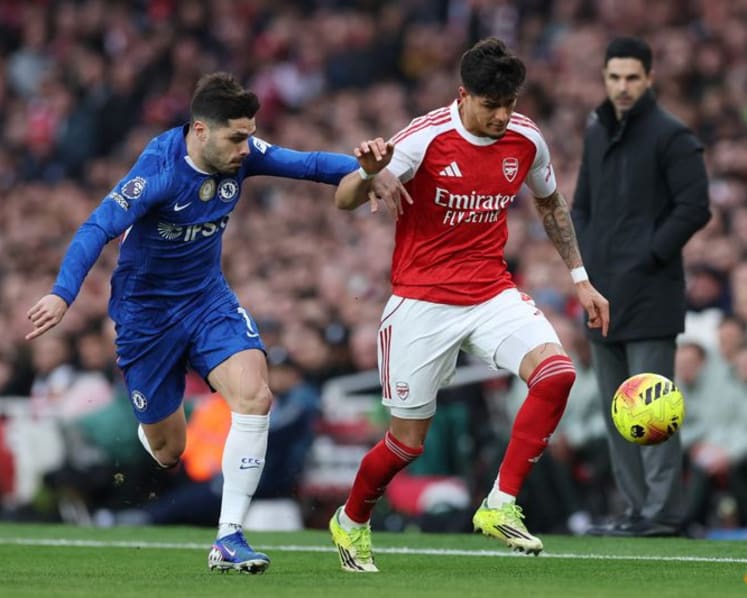 Chelsea's Neto handed one-match suspension for misconduct in Arsenal clash