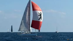 Kru kapal layar Jerman rebah akibat kemalangan atas kapal semasa perlumbaan rentas Atlantik