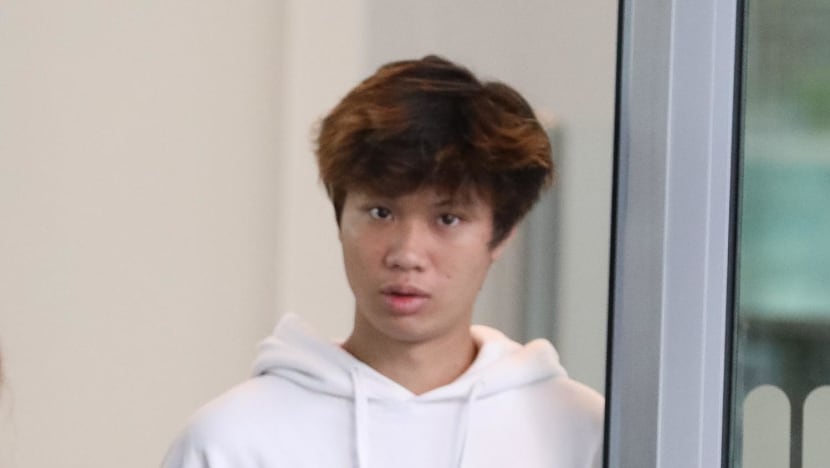 'Last chance': Youth gets probation for helping JB syndicate withdraw S$2.2m of suspected scam funds from ATMs 'Last chance': Youth gets probation for helping JB syndicate withdraw S$2.2m of suspected scam funds from ATMs