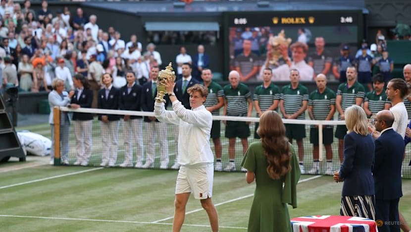Sinner passes stern Zverev test in final to stay on Wimbledon throne