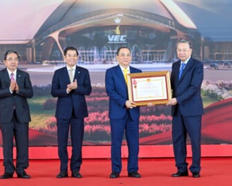 Vingroup awarded first-class labor order for outstanding achievements in developing the national exhibition and convention center