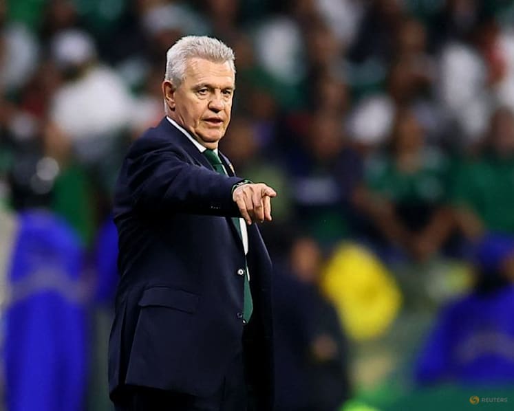 Valencia appoint former Mexico coach Aguirre after disappointing start
