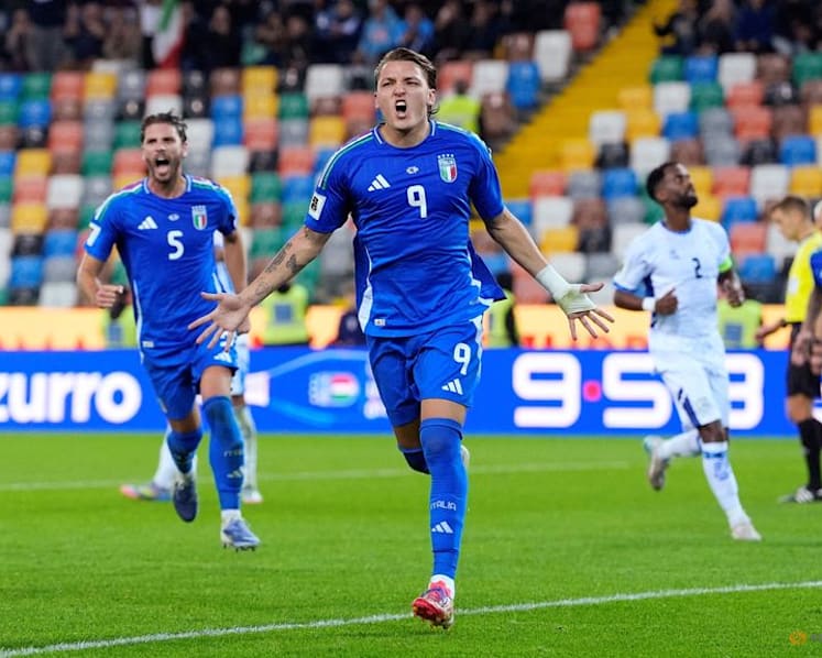 Italy guarantee World Cup playoff spot with 3-0 win over Israel