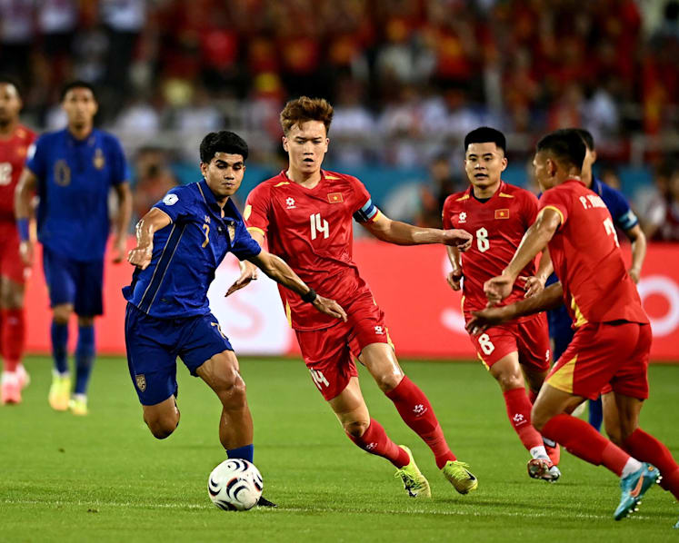 Vietnam seal fourth ASEAN crown with 4-2 aggregate win over Thailand