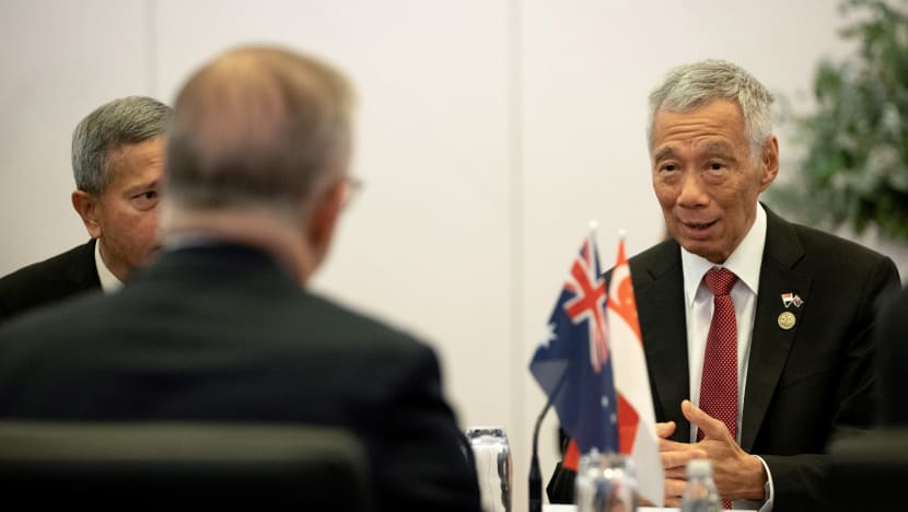 Isu Laut China Selatan tidak mudah dihuraikan, rundingan kod tatalaku akan ambil masa: PM Lee Isu Laut China Selatan tidak mudah dihuraikan, rundingan kod tatalaku akan ambil masa: PM Lee