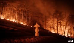'Like the apocalypse': South Korea wildfires tear through mountains