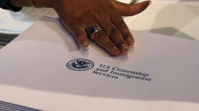美国暂停拜登时期移民计划 冻结乌克兰及拉丁美洲人申请