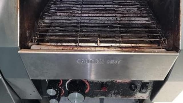 因食品安全疏漏 三食品公司被罚款 