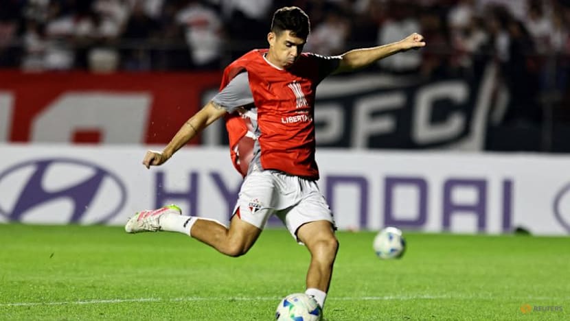 Brazilian Oscar retires at 34 with cardiac issues