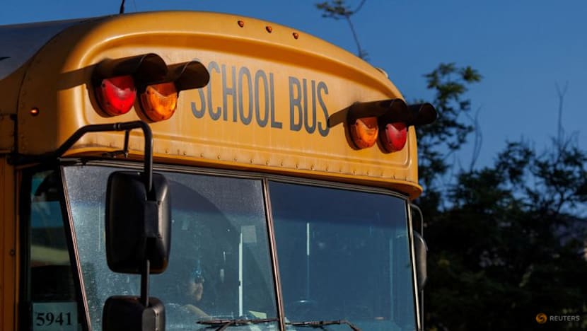 Los Angeles schools set limits on classroom screen time