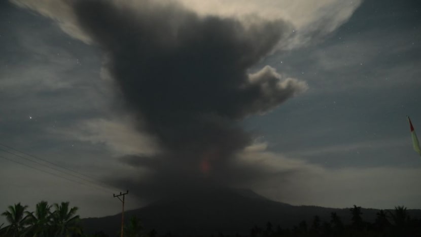 Indonesia raises alert to highest level for Lewotobi Laki-laki volcano Indonesia raises alert to highest level for Lewotobi Laki-laki volcano